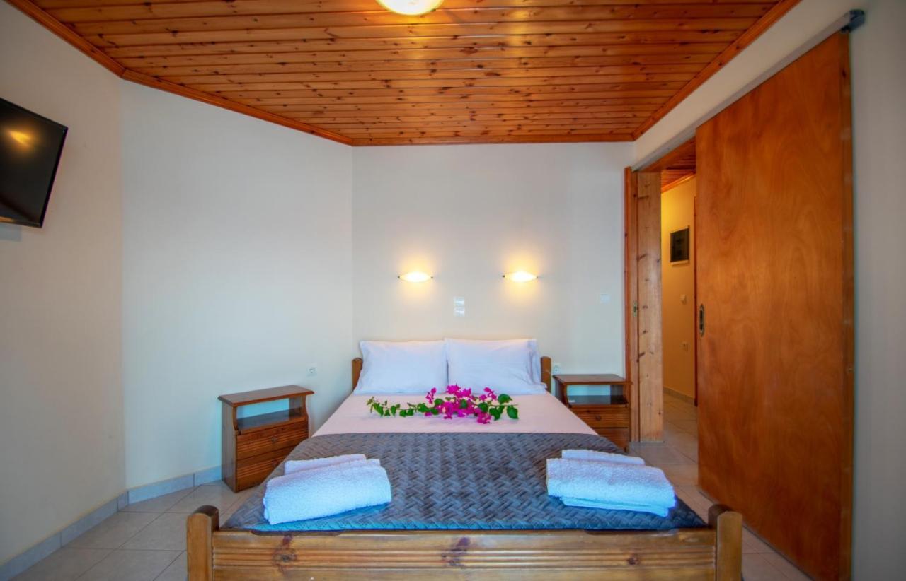 Aggelika Apartments Lithakia  Екстериор снимка