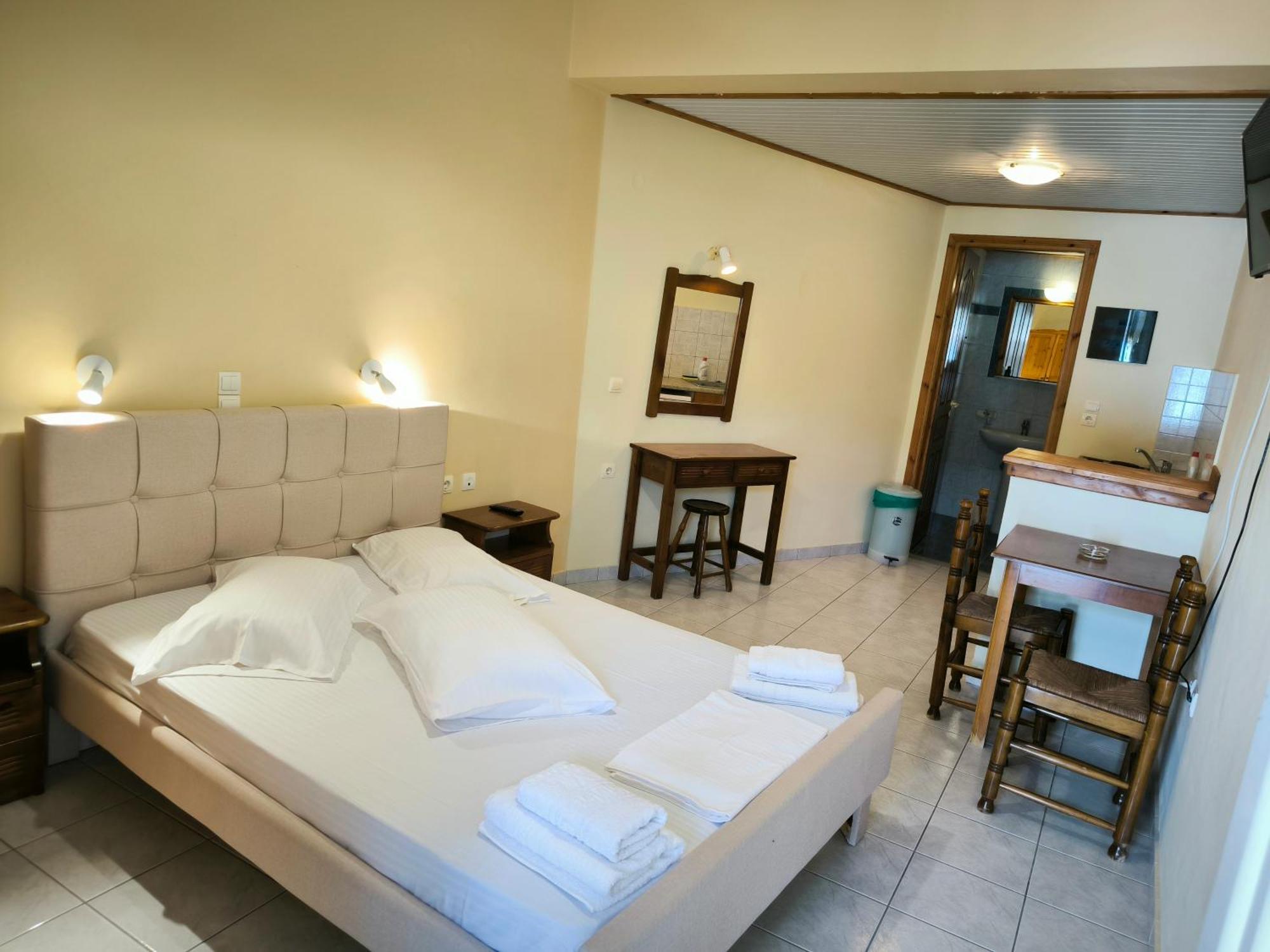 Aggelika Apartments Lithakia  Екстериор снимка